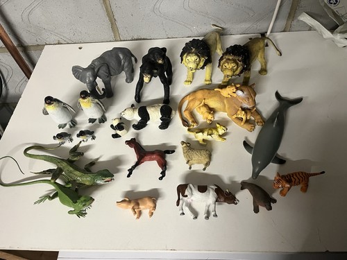 Plastic animals aaa elc - plastic,